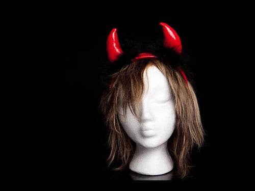 Wig It Yourself: Crafting Spooky Halloween Hairstyles